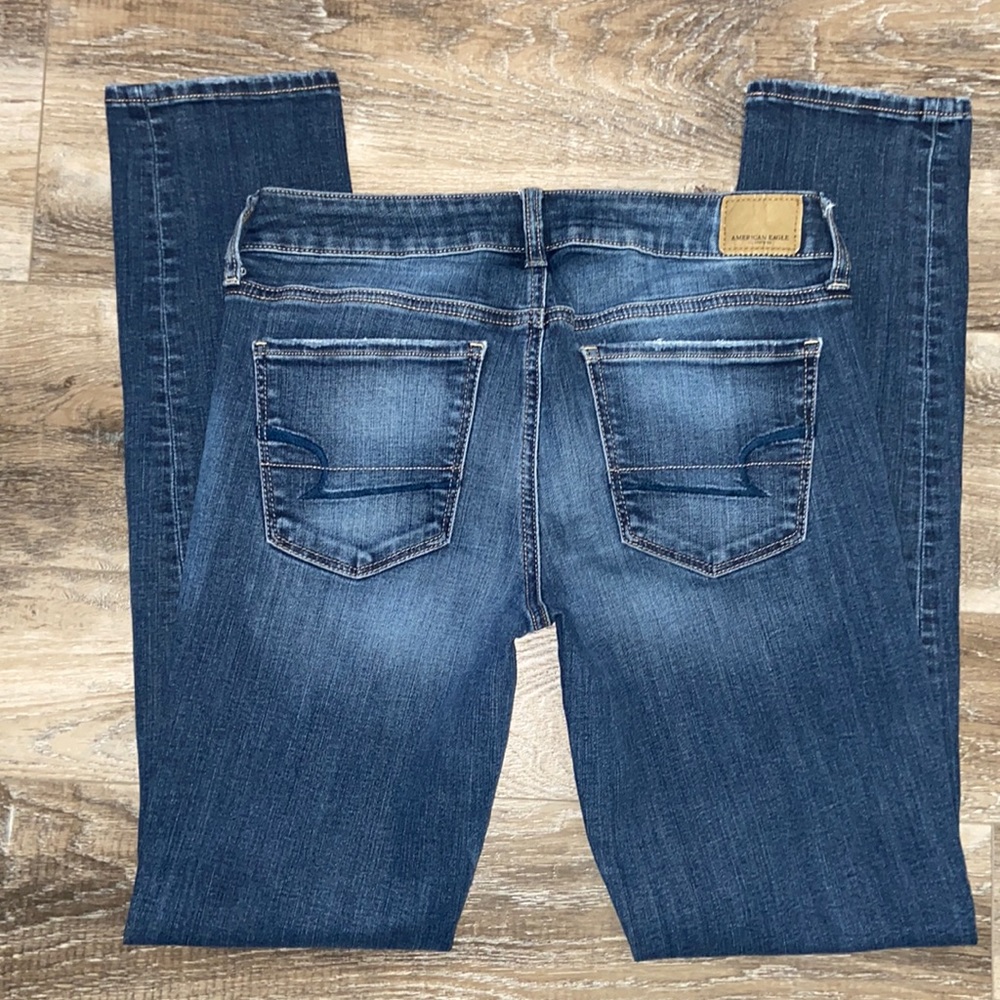 American Eagle super stretch skinny size 8 long, 31 length, dark blue